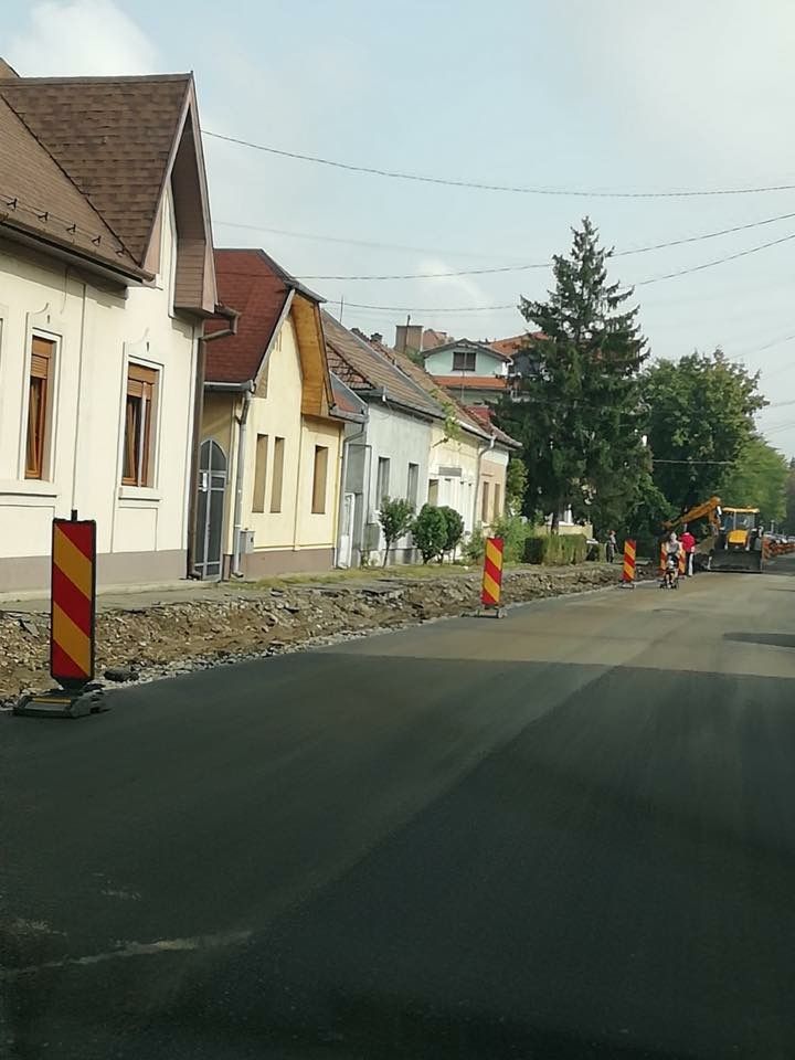 015FA641-4617-47F7-85D8-DEA8B81A9D84