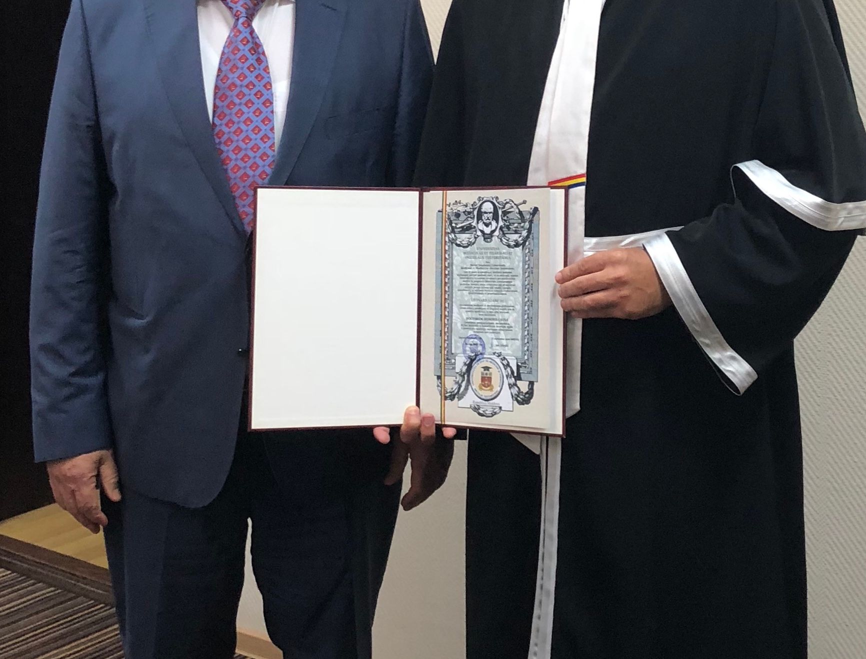 6D5D6E25-BD81-46C5-9E3C-0498300E3E86