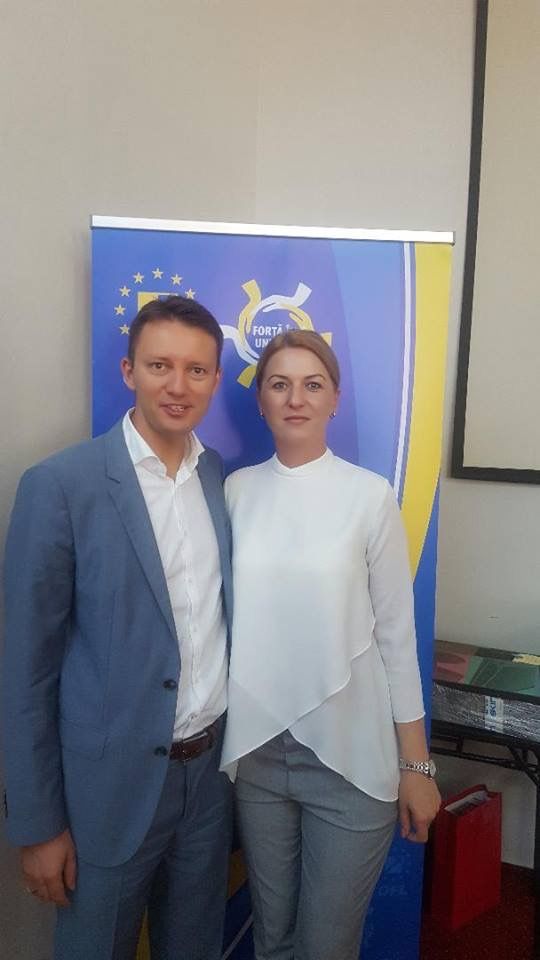 F56B26A9-1C8C-4F96-B29D-A511F34C1ECA