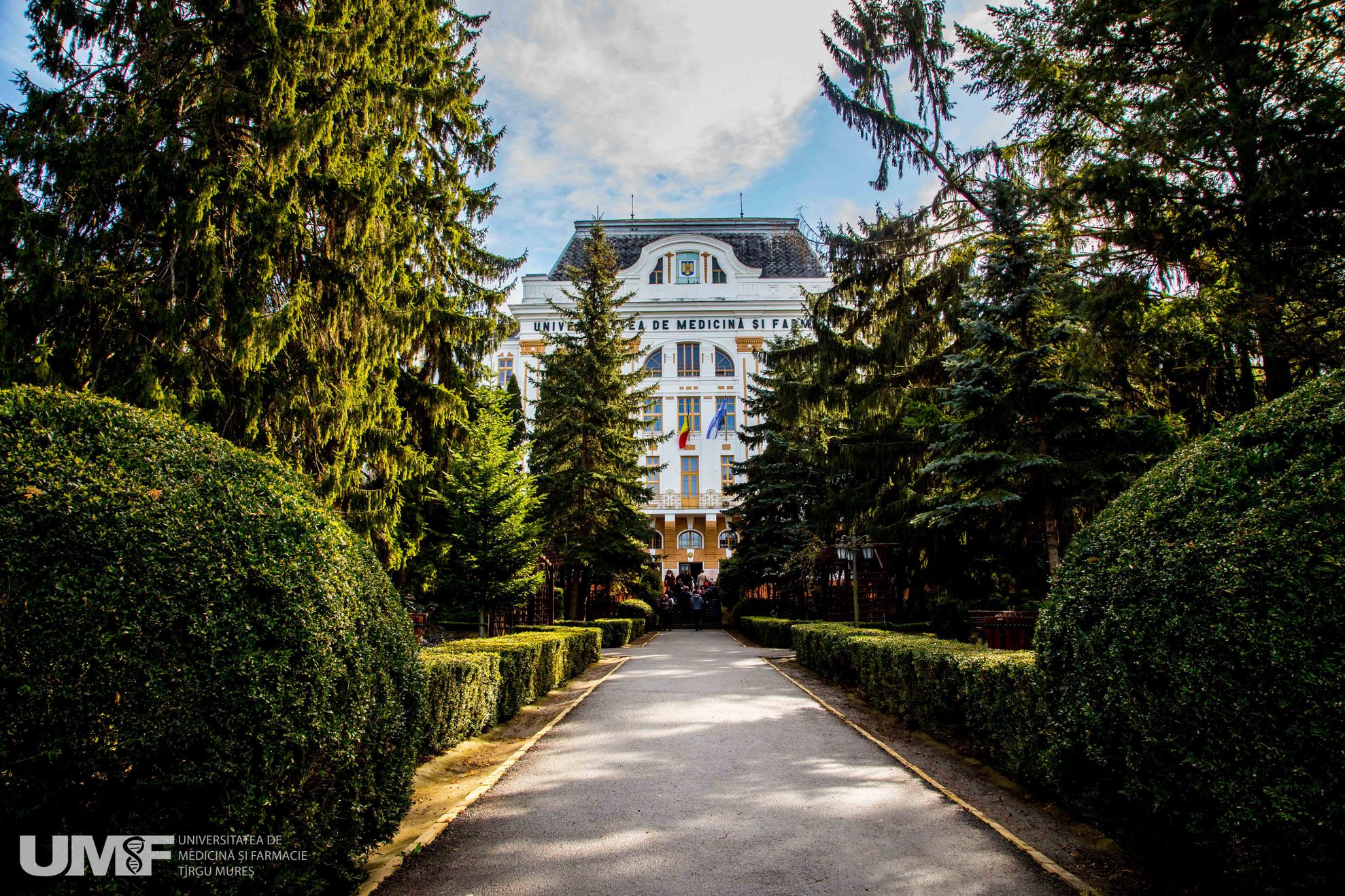 7ABB4CC1-35D3-429C-A600-B7344C2667D0