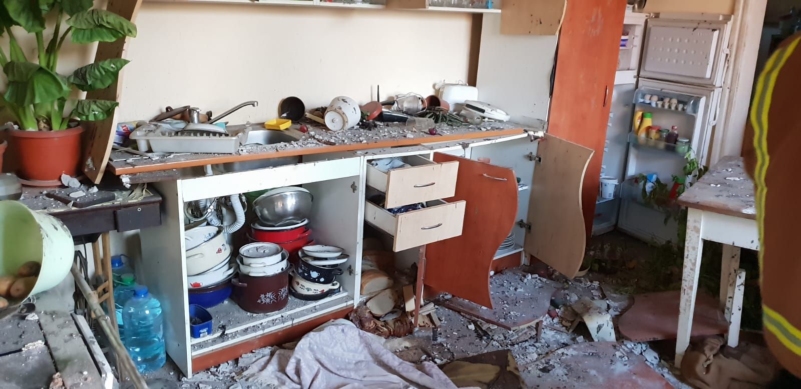 94EBB8C4-4A01-442D-9C76-78712931E9FA