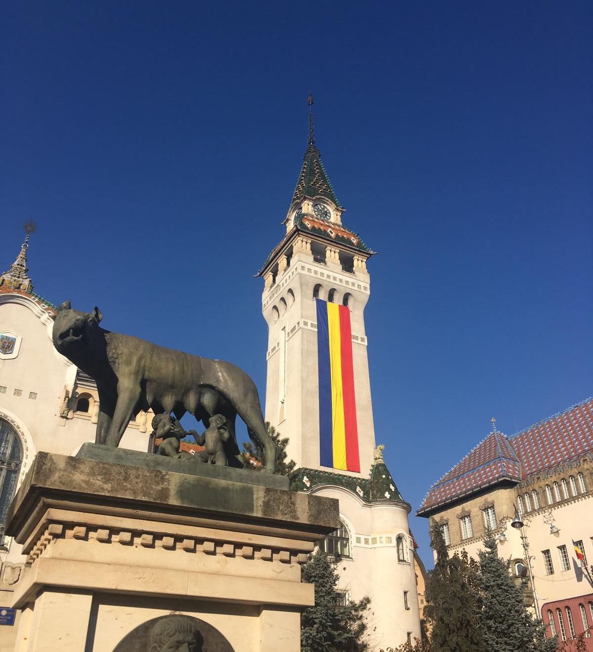 3F5B3D21-1C52-401C-9C73-93D601FDE639