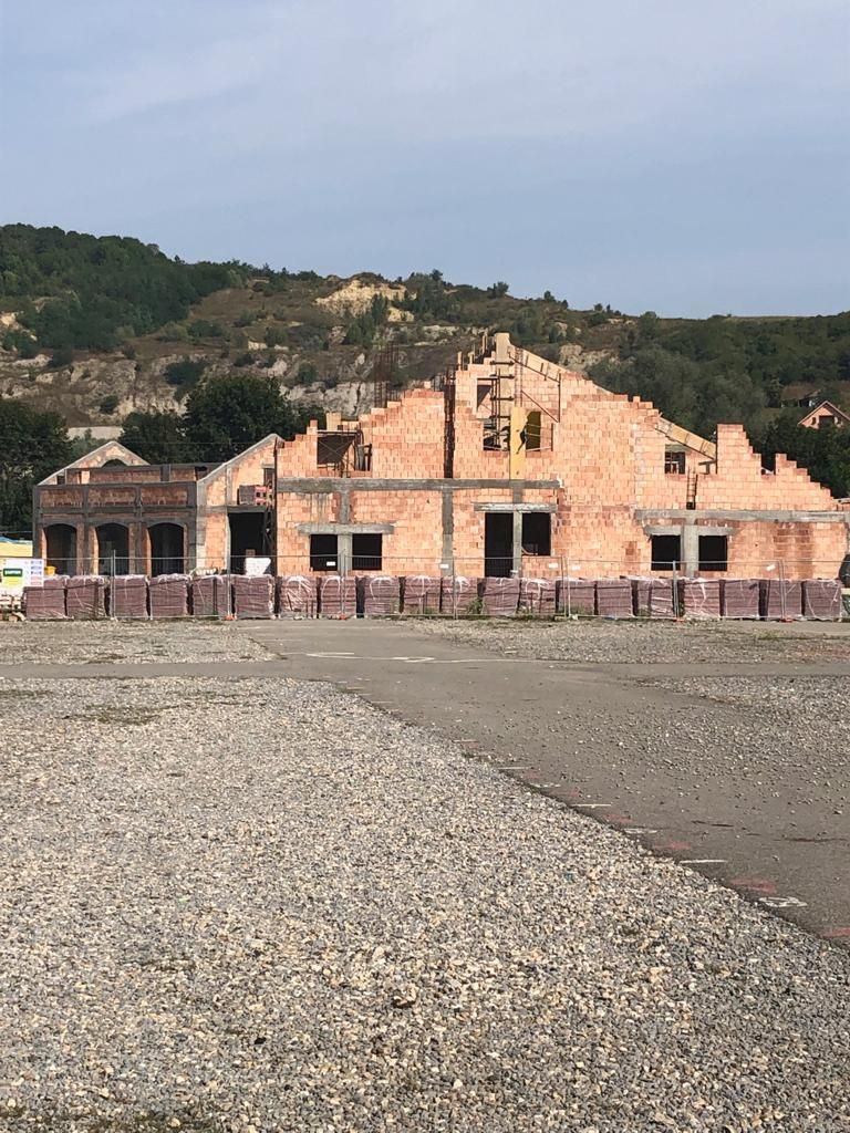 556E581D-C96D-48BB-822D-759E141969BF