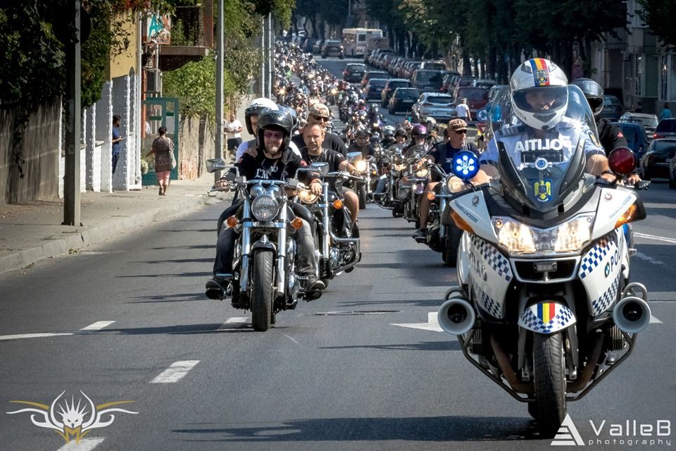 69900877_2465510663531692_4487223986517704704_n