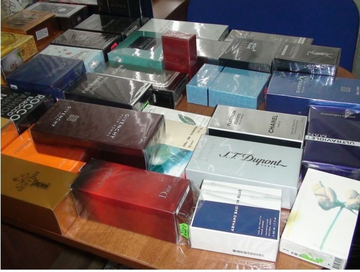 2017_12_11_1_parfumuri-de-mii-de_78899