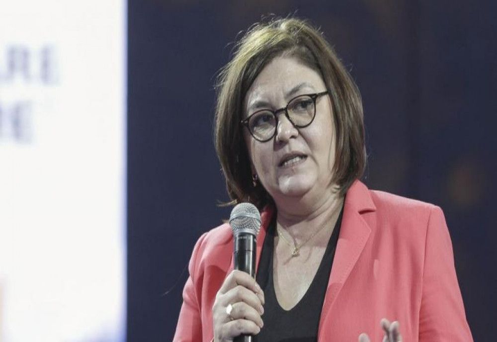  Declarația de avere a Adinei Vălean, verificată de PE, la 12 noiembrie. Rovana Plumb nu a trecut „testul” 