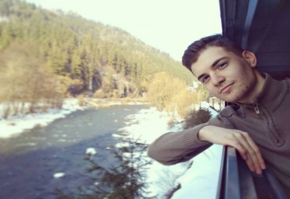 Târgumureșeanul de 18 ani a enervat-o iarăși pe Dăncilă!