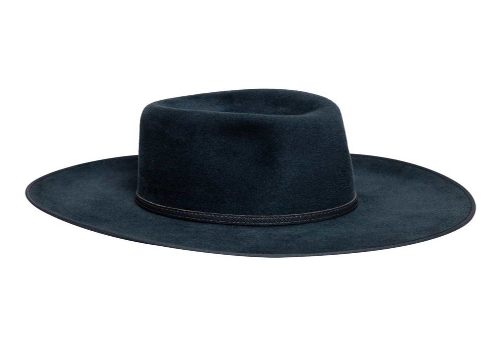 Reportaj în focar. Doliul GABORILOR CU PĂLĂRIE din Crăciunești