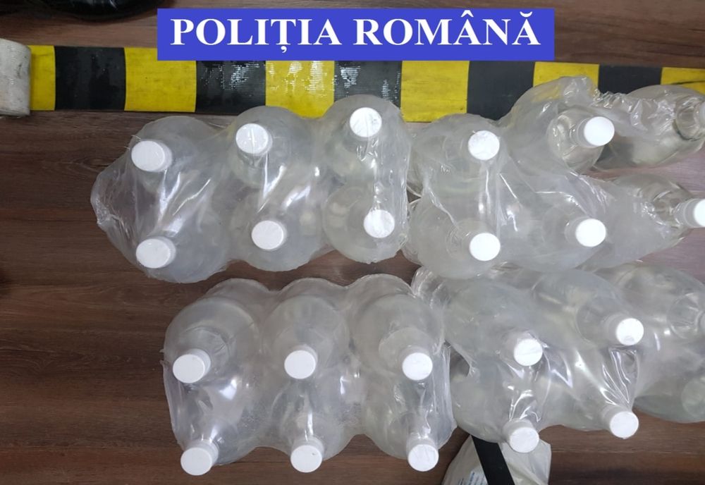 FOTO | Percheziţii în Bistrița-Năsăud și Mureș! Oamenii legii au confiscat peste 26.000 de țigarete și aproape 300 de litri de alcool