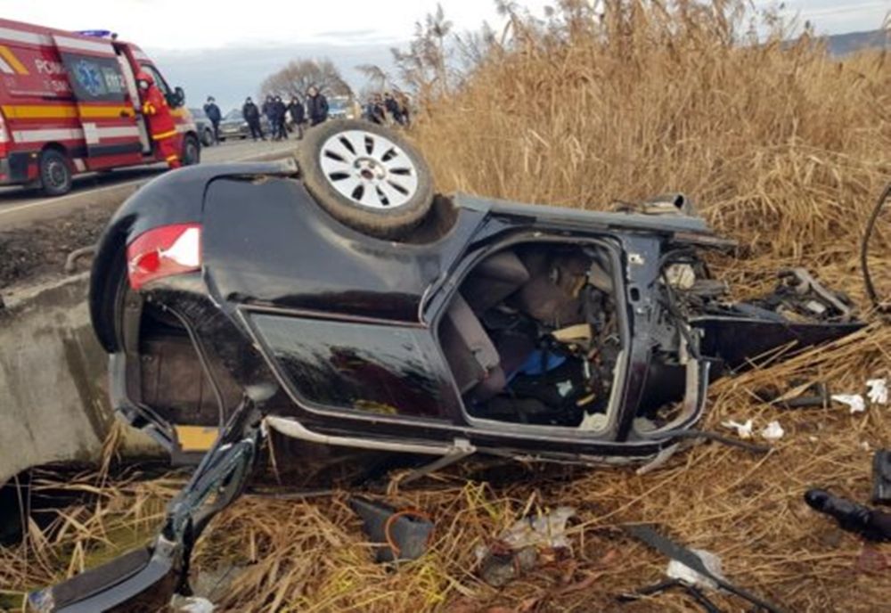 Accident pe DN15, în a treia zi de Crăciun! O femeie a decedat