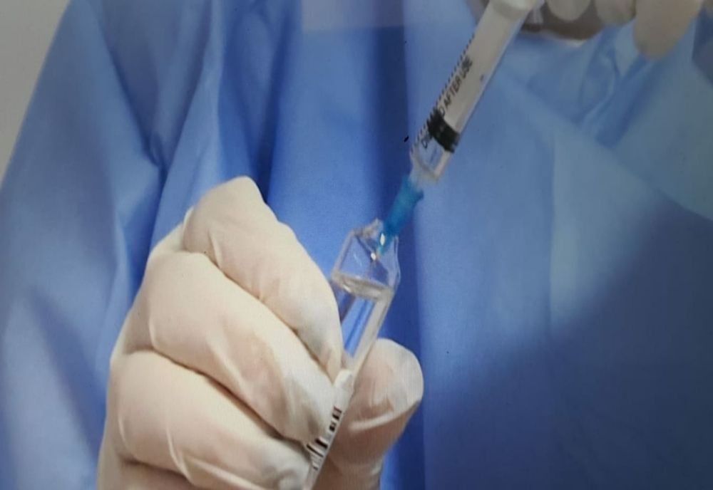 A început vaccinarea studenților mediciniști și a cadrelor didactice de la UMFST Târgu Mureș