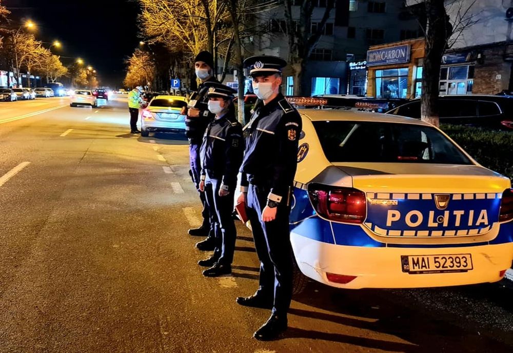 Pericole pe şoselele din Mureş: şoferi băuţi sau fără permise de conducere prinşi de poliţişti