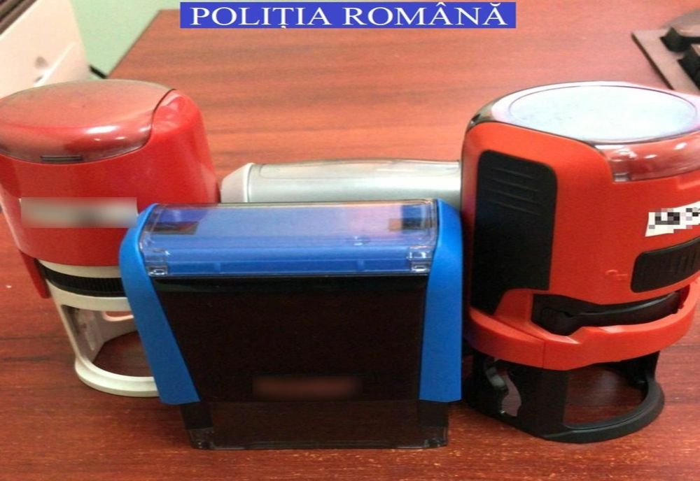 Bărbat din Sovata, sub control judicar, pentru falsificarea unor adeverințe medicale! Ce au găsit polițiștii la percheziții