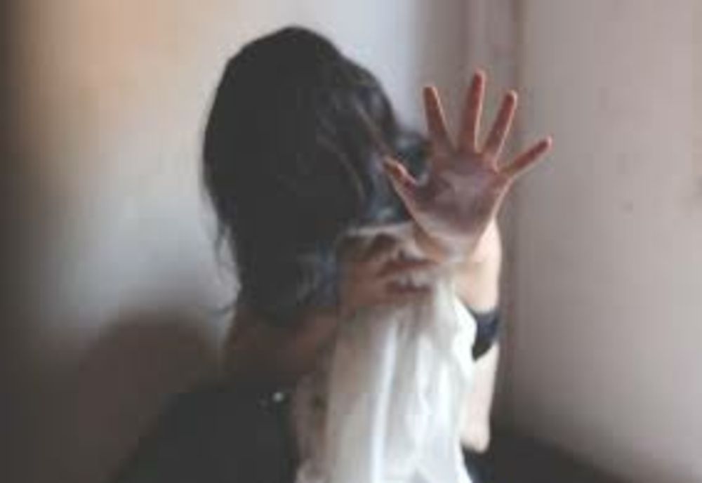 Bărbat din Luduș, arestat preventiv pentru INCEST! A întreținut relații cu propria fiică minoră