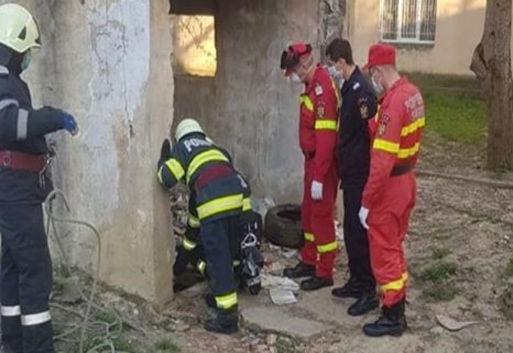 Bărbat căzut într-un canal tehnologic în Târgu Mureş! A sunat la 112 să ceară ajutor