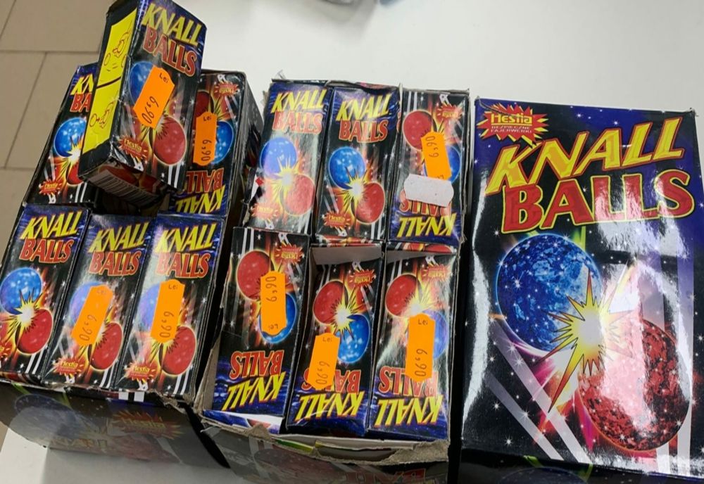 Mureșean, prins de polițiști cu aproape 300 de pachete de petarde și artificii