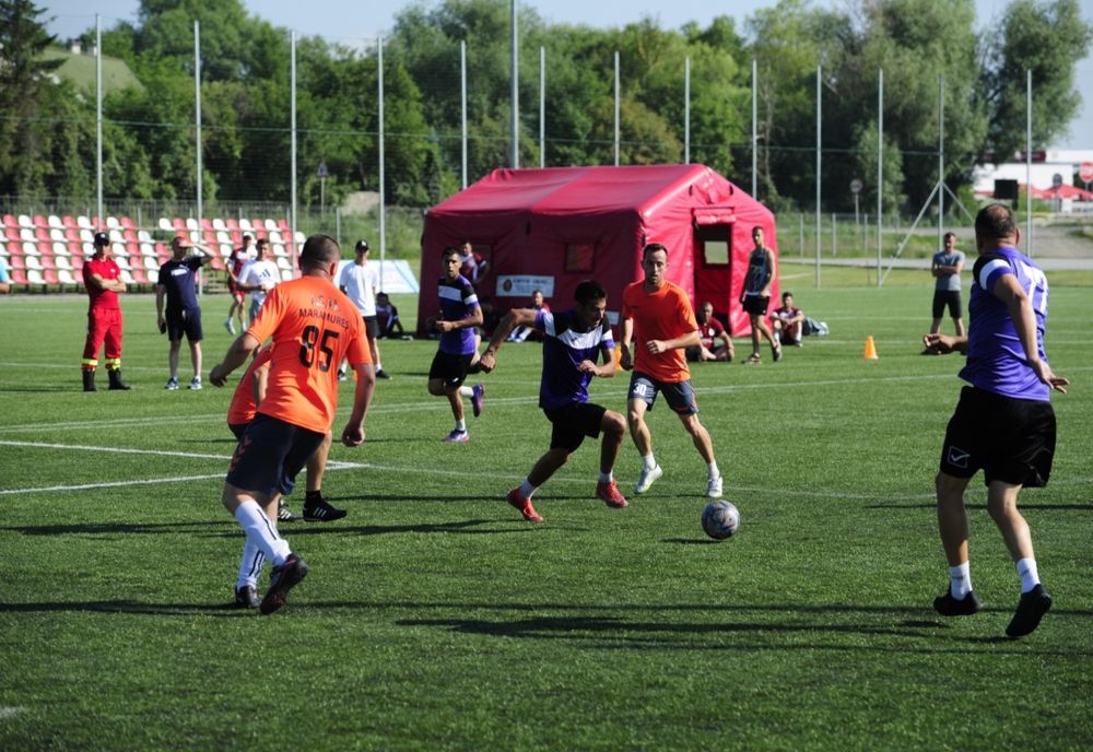 Pompierii, campioni la minifotbal