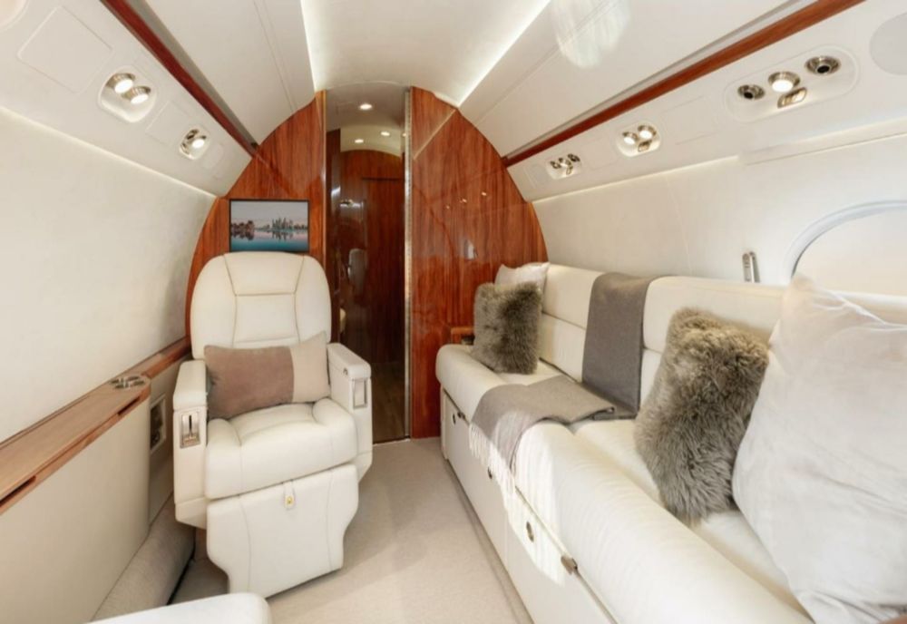 CÂȚI BANI A CHELTUIT IOHANNIS PE DEPLASĂRI