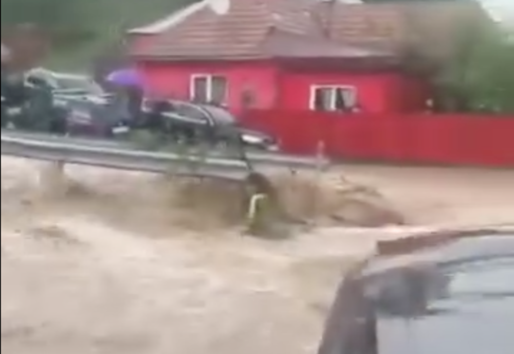 VIITURĂ PUTERNICĂ NOAPTEA TRECUTĂ LA TOPLIȚA