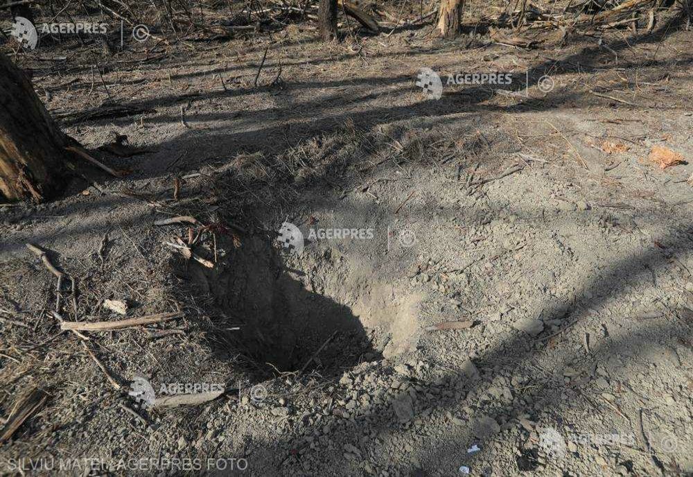 MAPN: RESTURI DE DRONĂ DE PROVENIENŢĂ RUSEASCĂ, GĂSITE ÎN APROPIEREA LOCALITĂŢII PLAURU