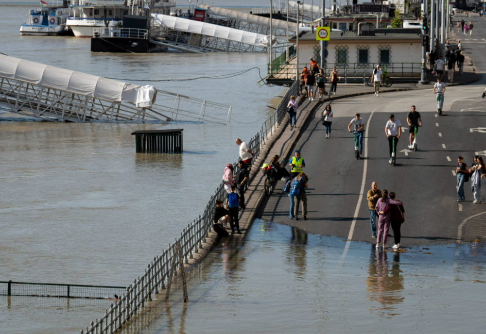 PREGĂTIRI PENTRU VIITURA PE DUNĂRE. ANM AVERTIZEAZĂ DSU DESPRE PERICOLUL IMINENT