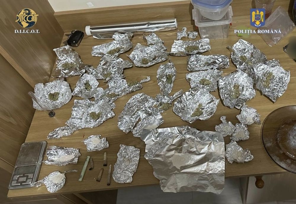 OPERAȚIUNEA ”ȘCOALA” - PERCHEZIȚII DIICOT, LUNI DIMINEAȚĂ, LA TRAFICANȚII DE DROGURI