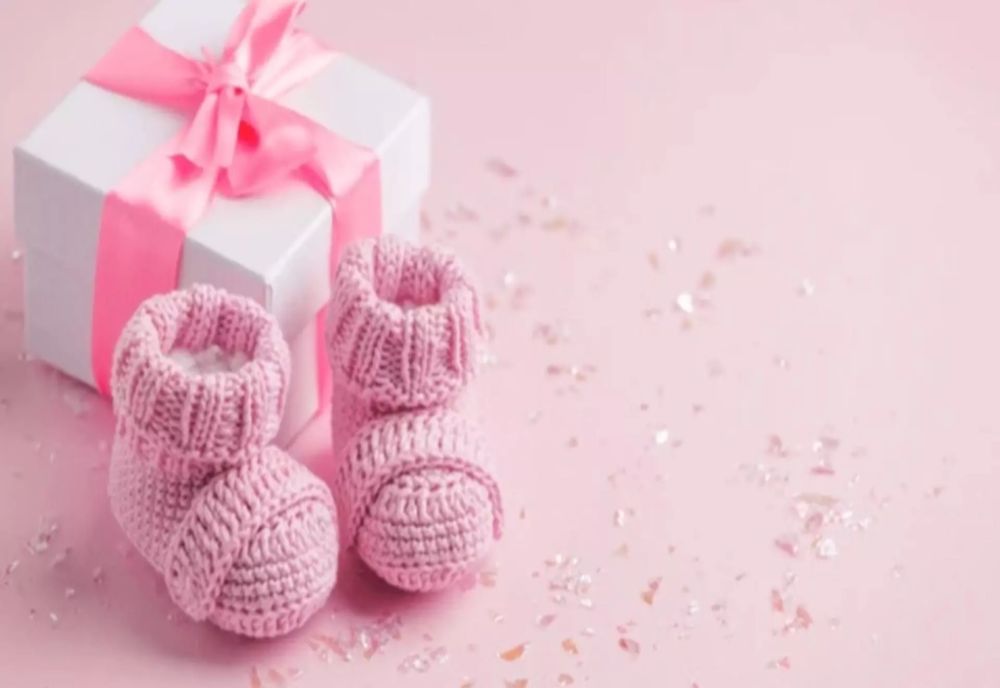 UN NOU MEMBRU ÎN FAMILIA PĂCURARU: PRINȚESA VICTORIA MARIA BUCURĂ INIMILE PĂRINȚILOR ELZY ȘI PAUL PĂCURARU 