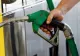 Guvernul caută soluții pentru stoparea scumpirii carburanților. Redeschiderea rafinăriei Petrotel, printre scenarii