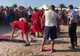 Patru pompieri de la ISU Mureș au salvat de la moarte doi turiști, pe plaja din Costinești