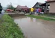 FOTO: Peste 70 de curți au fost inundate în urma ploilor torențiale căzute în județul Mureș