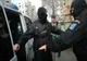 Percheziţii pentru destructurarea unui grup infracţional organizat specializat în trafic de persoane şi proxenetism