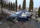 Accident în Gornești! Un bărbat a fost rănit după ce a intrat cu maşina într-un stâlp (FOTO)