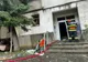 Explozie urmată de incendiu, într-un bloc din Târgu Mureş: o victimă și 12 persoane evacuate (FOTO)