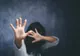 POLIȚIST ANCHETAT DE SUPERIORI, DUPĂ CE ȘI-A BĂTUT CRUNT IUBITA